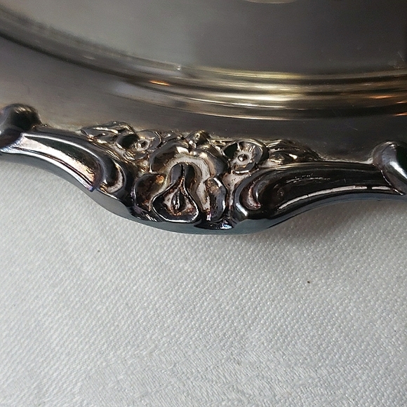 WM. Rogers Silverplate Relish Chip n Dip Tray Stunning! - Picture 5 of 5